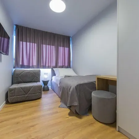 Glow Luxury With Terrace And Jacuzzi 公寓 斯普利特