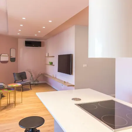 Glow Luxury With Terrace And Jacuzzi شقة سبليت