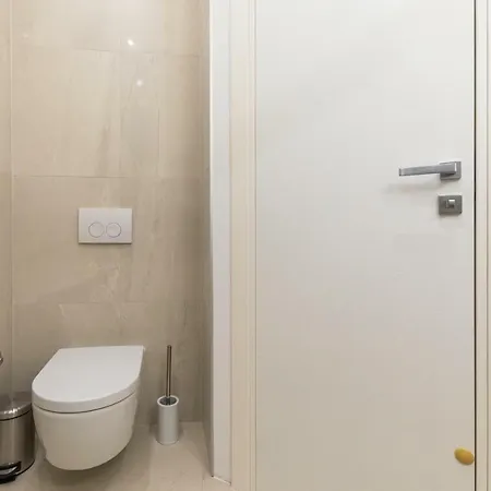 شقة Glow Luxury With Terrace And Jacuzzi سبليت