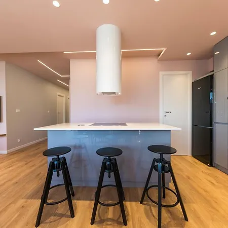 דירה Glow Luxury With Terrace And Jacuzzi *