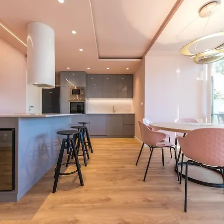 Glow Luxury With Terrace And Jacuzzi